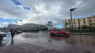 الطقس اليوم.. فرص أمطار وأجواء شديدة البرودة ليلًا