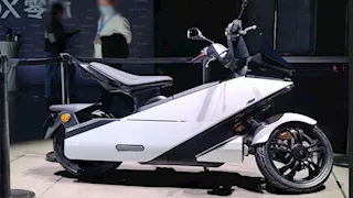 "سكوكس" الصينية تطلق دراجتها الكهربائية Zero X7 المبتكرة