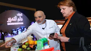 خبير تغذية يحذر من الوجبات السريعة ويشدد على أهمية الغذاء المتوازن