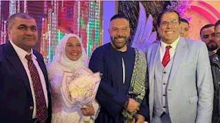 ظهر بالجلباب الصعيدي.. الفنان محمد خميس يحتفل بزفافه 