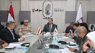 غرفة العمليات بسوهاج تتابع سير انتخابات الإعادة لمجلس النواب