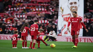 7 صور لتكريم أسرة الراحل ديوجو جوتا في مباراة ليفربول وبرايتون