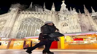 بإطلالة شتوية أنيقة.. شيماء سيف تحتفل بالكريسماس في ميلانو