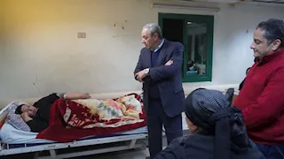 العشاء دخلهم المستشفى.. مكرونة باللحمة وراء تسمم 17 عاملًا بمصنع في المحلة