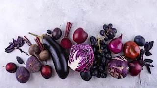 كنز طبيعي.. لماذا يجب تناول الأطعمة الأرجوانية؟