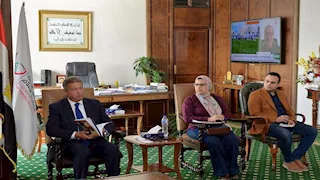 خالد عبدالعزيز يشارك في أعمال لجنة صياغة التوصيات النهائية لتطوير الإعلام 