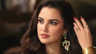 درة تتألق ببدلة أنيقة.. لماذا اختارت اللون البني؟