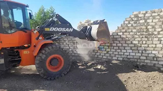 إزالة 12 حالة بناء مخالف خلال حملة بمنشية النوبة في الأقصر