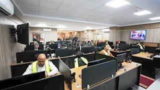  محافظ أسيوط يعلن انتظام فتح لجان إعادة انتخابات مجلس النواب بالدائرة الثالثة