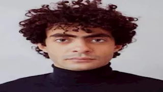 وزير الثقافة يُهنئ الفنان أحمد أبو زيد لفوزه بجائزة "أفضل ممثل" بمهرجان قرطاج