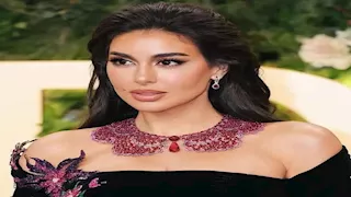 "غير موفقة".. ناقد موضة يعلق على إطلالة ياسمين صبري في مهرجان البحر الأحمر