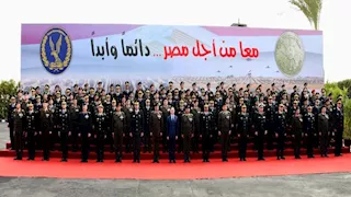 "الدفاع و"الداخلية" تعقدان لقاءً لبحث سبل تعزيز التعاون الأمني