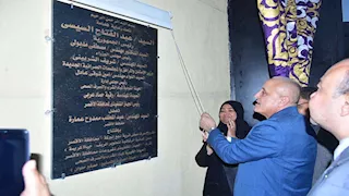 احتفالاً بالعيد القومي.. محافظ الأقصر يفتتح مشروعات تعليمية وتنموية بالقرنة