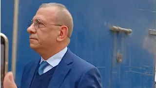 وصول دفاع رمضان صبحي إلى محكمة شبرا الخيمة قبل النطق بالحكم