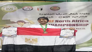 طالبة بالإعدادية الأزهرية تحصل على برونزية العالم في الكاراتيه - صور