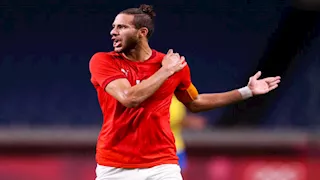 قضايا نفقة واستيلاء وتزوير.. 4 نجوم كرة قدم خلف القضبان في 2025