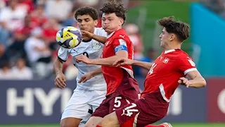 "الرد خلال يومين".. مستجدات مفاوضات برشلونة والأهلي لضم حمزة عبد الكريم