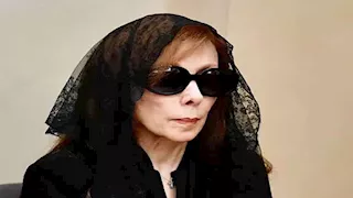 خاص| أين تقيم فيروز.. نقيب الموسيقيين اللبناني يحسم الجدل 