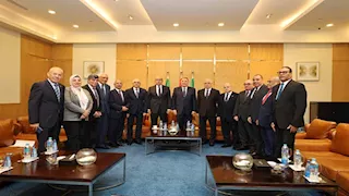 رئيس النيابة الإدارية يشارك في اجتماع المجلس الاستشاري لكلية القانون بالأكاديمية العربية