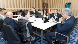 وزير السياحة يبحث مع منظمي الرحلات الأمريكية زيادة السياحة الوافدة لمصر