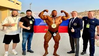 لاعب مصري يمنح روسيا 4 ذهبيات في بطولة العالم لكمال الأجسام.. ما القصة؟