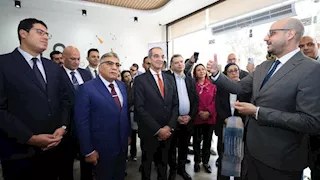 وزير الاتصالات يتفقد مشروع إحلال الشبكة النحاسية بالألياف الضوئية بالمنصورة 