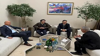 وزير الثقافة يصل إلى أذربيجان للمشاركة في أسبوع باكو للإبداع