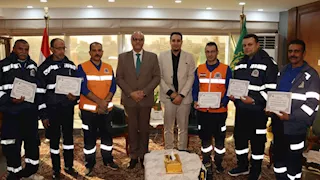 تكريم أطقم إسعاف أعادوا مشغولات ذهبية بمليون جنيه لأصحابها بالقليوبية