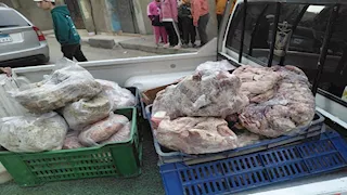 السويس: ضبط 1.3 طن لحوم ومجمدات فاسدة بالأربعين (صور)