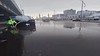 نوة قاسم تضرب الإسكندرية.. طوارئ واستنفار 200 معدة بالشوارع (صور)