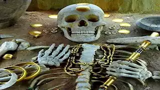 عمره 7500 سنة.. صور لـ أقدم طقم مجوهرات في التاريخ