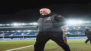 "مهمة صعبة".. أرني سلوت يتحدث عن اقترابه من التتويج بالدوري الإنجليزي