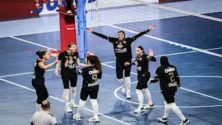 سيدات الزمالك يضربن موعدًا أمام الأهلي في نهائي سوبر الكرة الطائرة