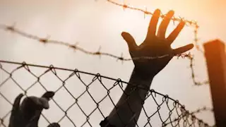 بإصابات وبتر أطراف.. كيف بدا الأسرى الفلسطينيون المفرج عنهم اليوم؟