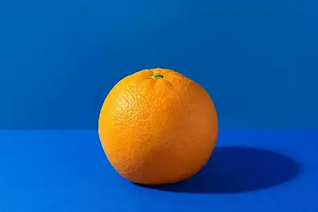 أكثر من البرتقال- 6 فواكه غنية بفيتامين سي