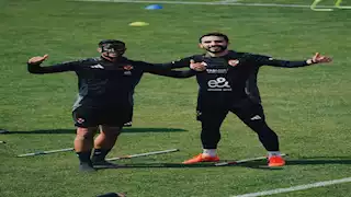 لاعب الأهلي السابق يقترب من الوداد المغربي