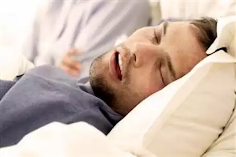 للتخلص من الشخير أثناء النوم.. استخدم الزيوت العطرية 