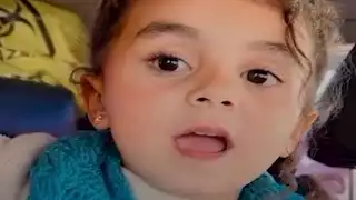"أنا كالقيامة ذات يوم آت".. طفلة فلسطينية تبهر العالم بصمودها أثناء عودتها للشمال (فيديو)
