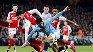 جماهير مانشستر سيتي تطلق أغنية خاصة لعمر مرموش (فيديو)