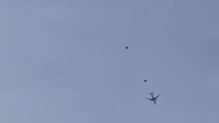 فيديو| مقاتلات إيطالية ترافق طائرة أمريكية خلال هبوطها اضطراريًا في روما