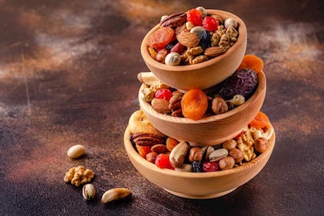 الفواكه المجففة في رمضان- إليك فوائد وأضرار تناولها يوميًا