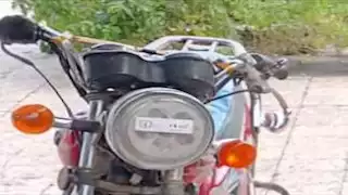 لصوص الفجر.. الشرطة تلاحق عصابة سرقت دراجتين ناريتين من أمام منزل فى شبين القناطر