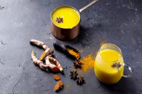 إضافة السمن على الكركم علاج فعال للبشرة - حقيقة أم خرافة؟