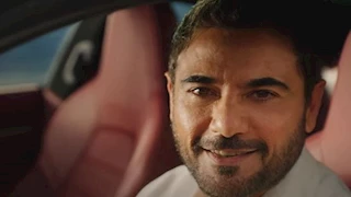 شباب ولياقة.. أحمد عز يمارس التمارين والجمهور يعلق