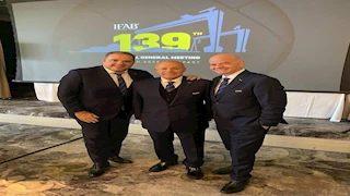 رئيس الاتحاد الدولي لكرة القدم يهنئ هاني أبو ريدة بمناسبة عيد الفطر