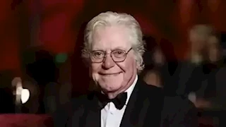 حسين فهمي يحتفل بالعام الهجري الجديد ويوجه رسالة لمحبيه 