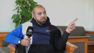 المدير الرياضي للأهلي لـ"كلم ربنا": عشت أنا وإخواتي في شقة 44 مترًا.. وحياتي "تحت خط الفقر"