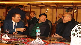 وزير العمل: لن نسمح بالتعدي على حقوق المصريين بالخارج.. ووزير الشباب يرد