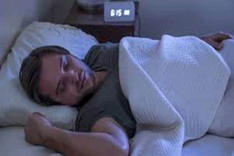 النوم يسبب الخرف والزهايمر في حالتين.. تعرف عليهما 