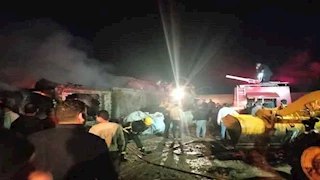 12 مصابا و12 سيارة إطفاء.. إخماد حريق هنجر عوادم الغزل والصوف بكفر الشيخ - صور